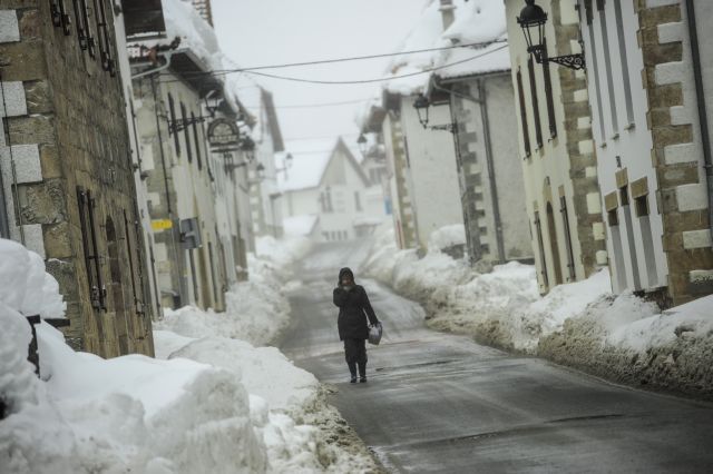 Σφοδρό κύμα ψύχους σαρώνει ολόκληρη την Ισπανία